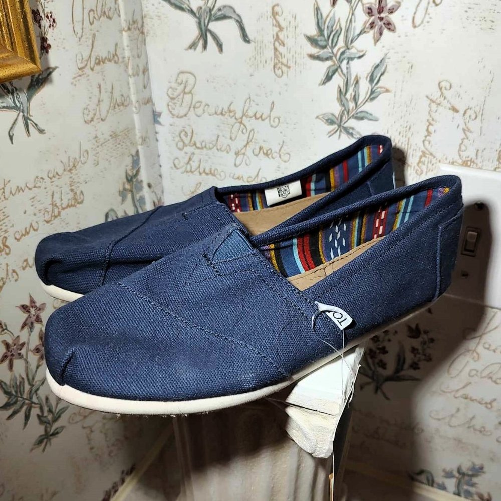 Tom's Women's Slip on Shoes- NIB - The Venice Collection Size 6.5